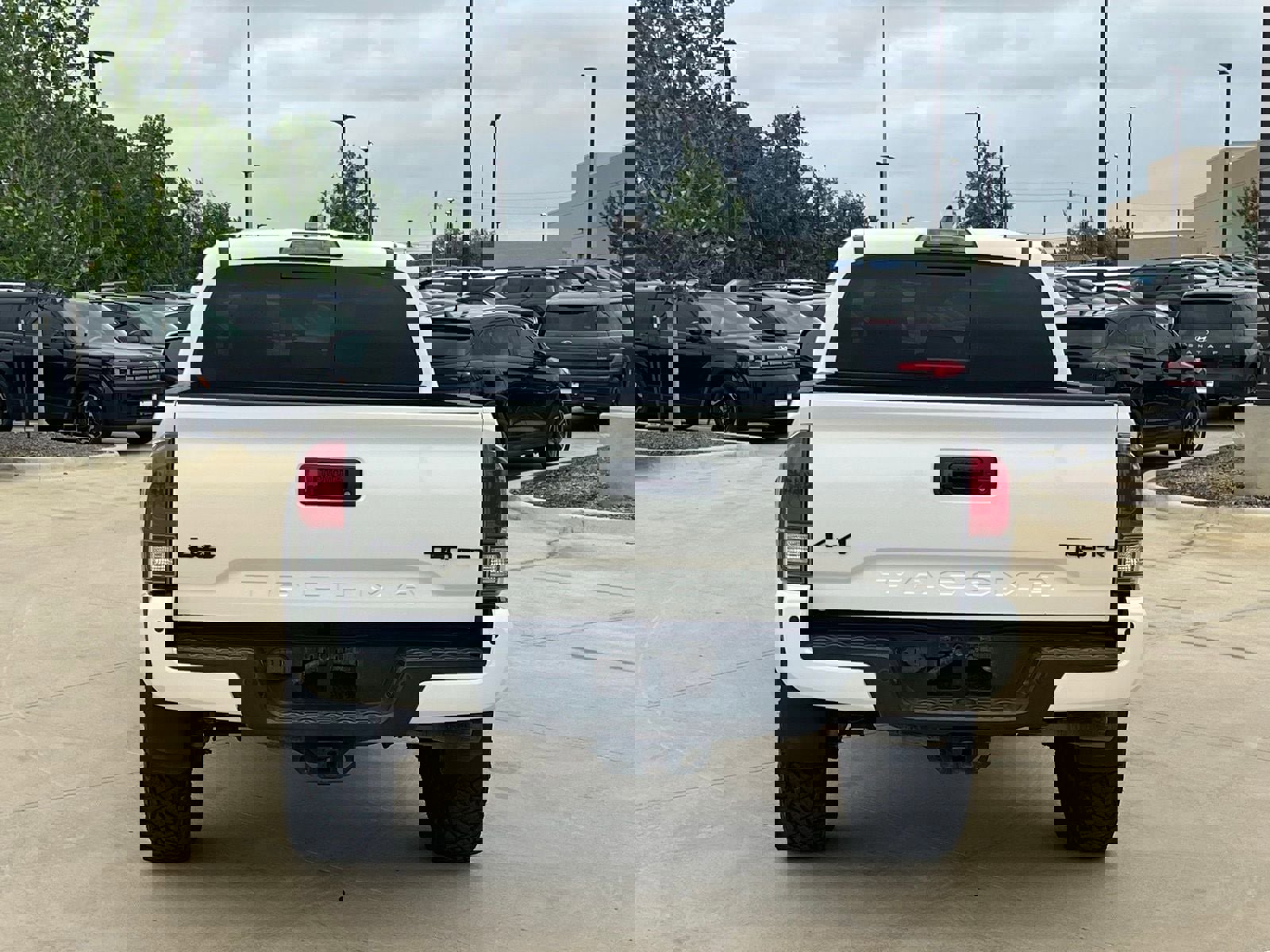 Used 2019 Toyota Tacoma TRD Pro AWD/4WD image 12