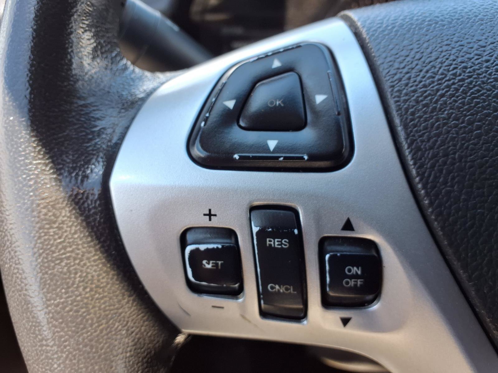 Used 2013 Ford Edge SEL FWD image 17
