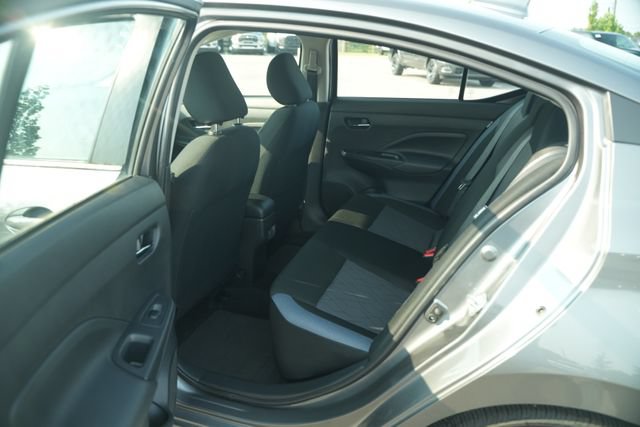 Used 2025 Nissan Versa SV FWD image 15