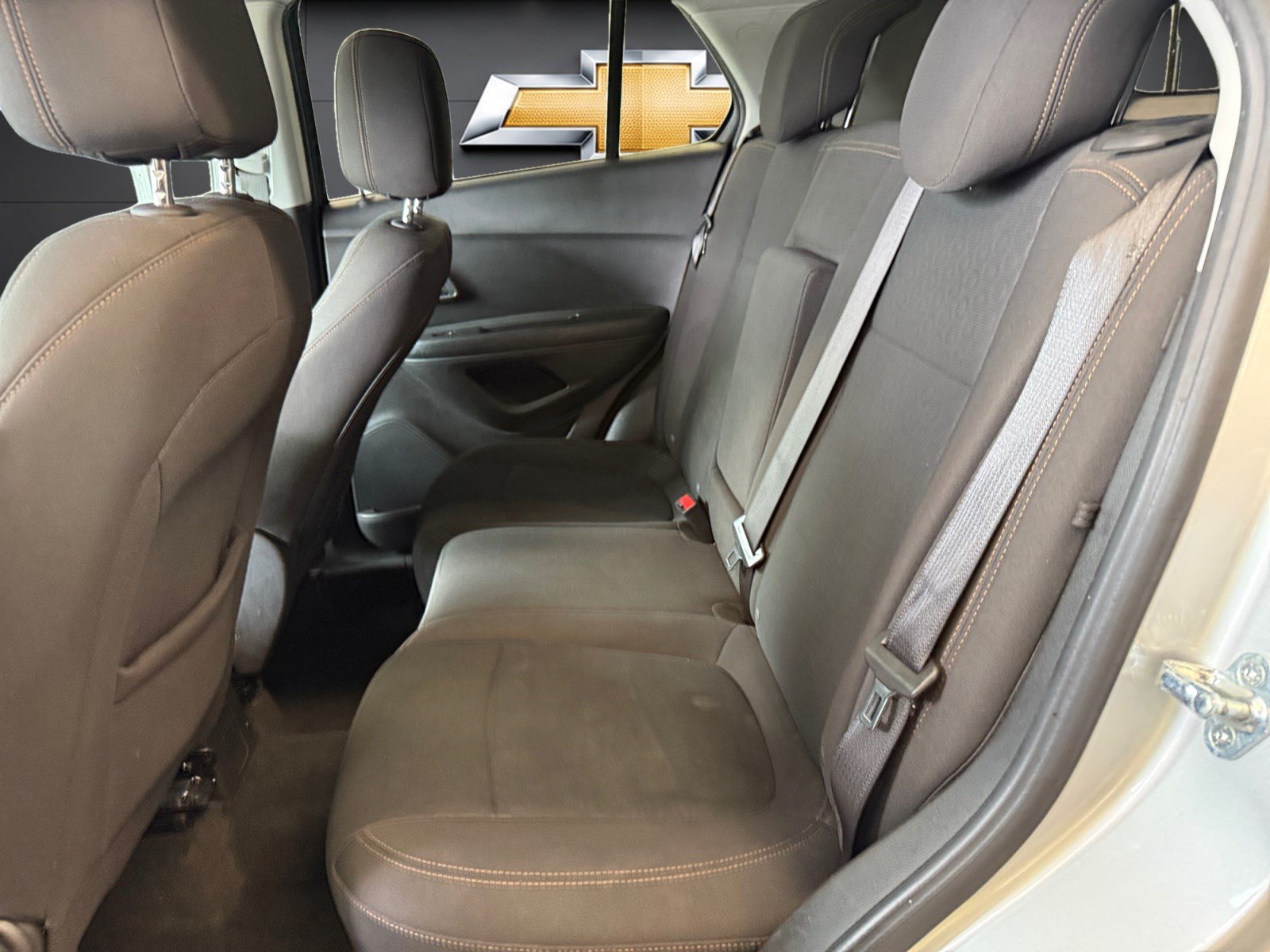 Used 2022 Chevrolet Trax LS w/ Tint and Cruise Package AWD/4WD image 19