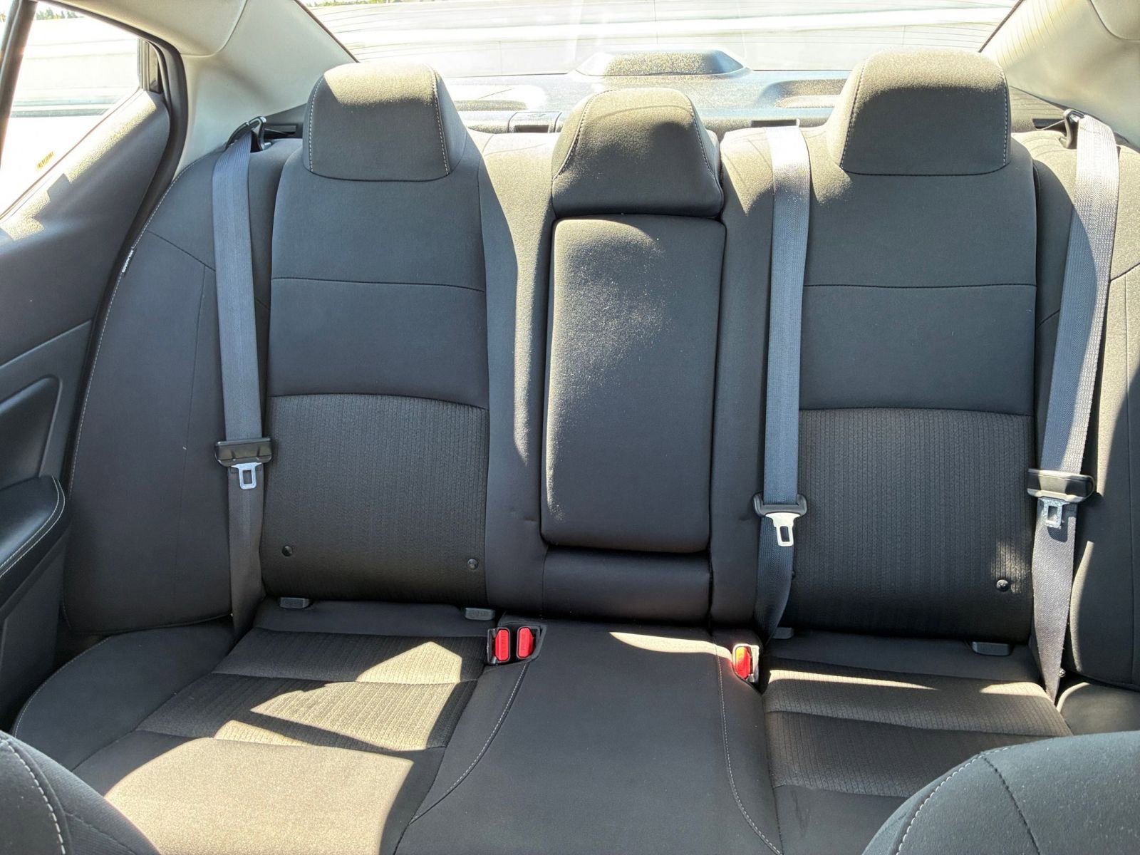 Used 2025 Nissan Altima 2.5 SV FWD image 37