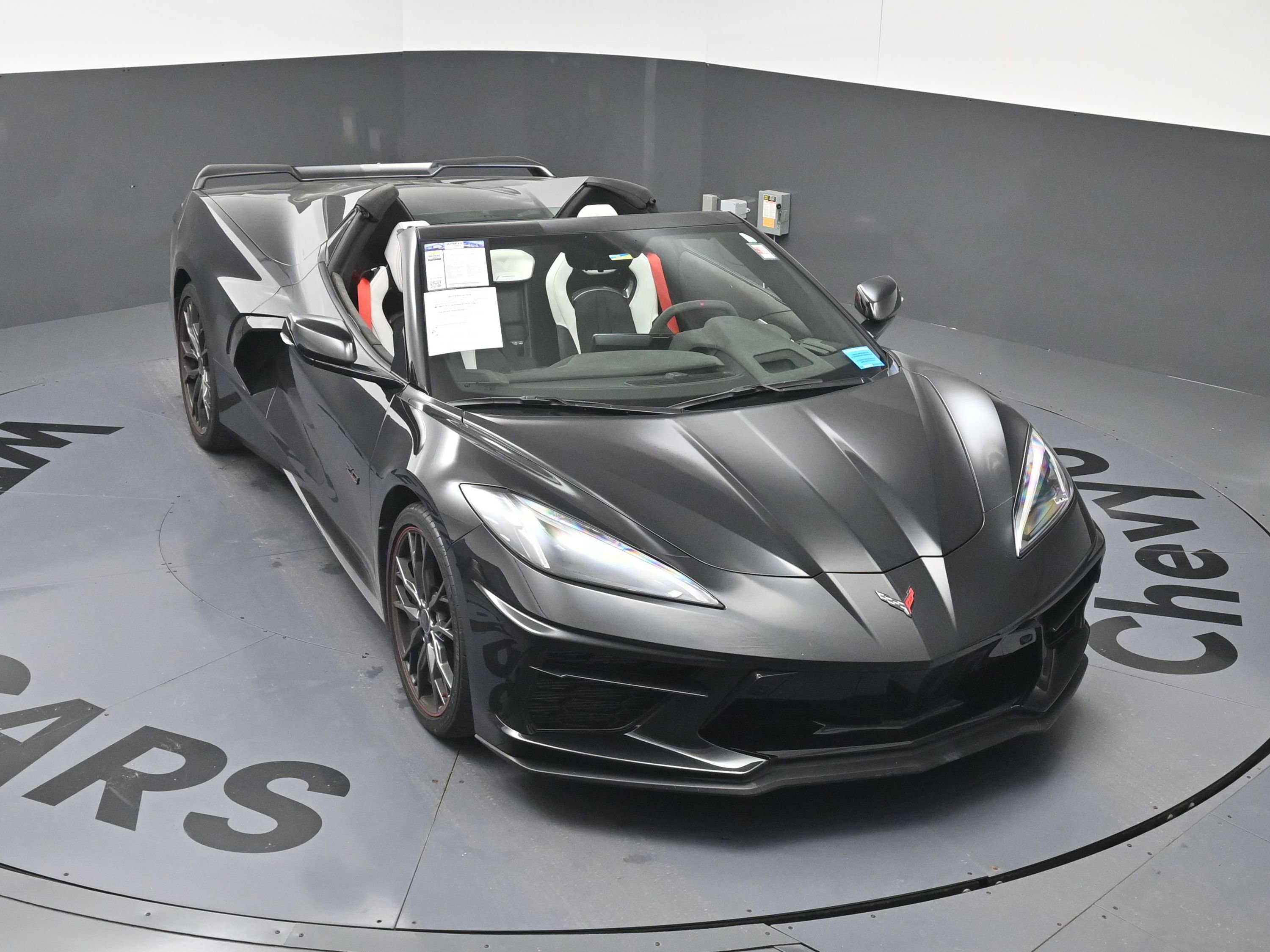 Used 2023 Chevrolet Corvette Stingray Premium Conv w/ Z51 Performance Package image 14