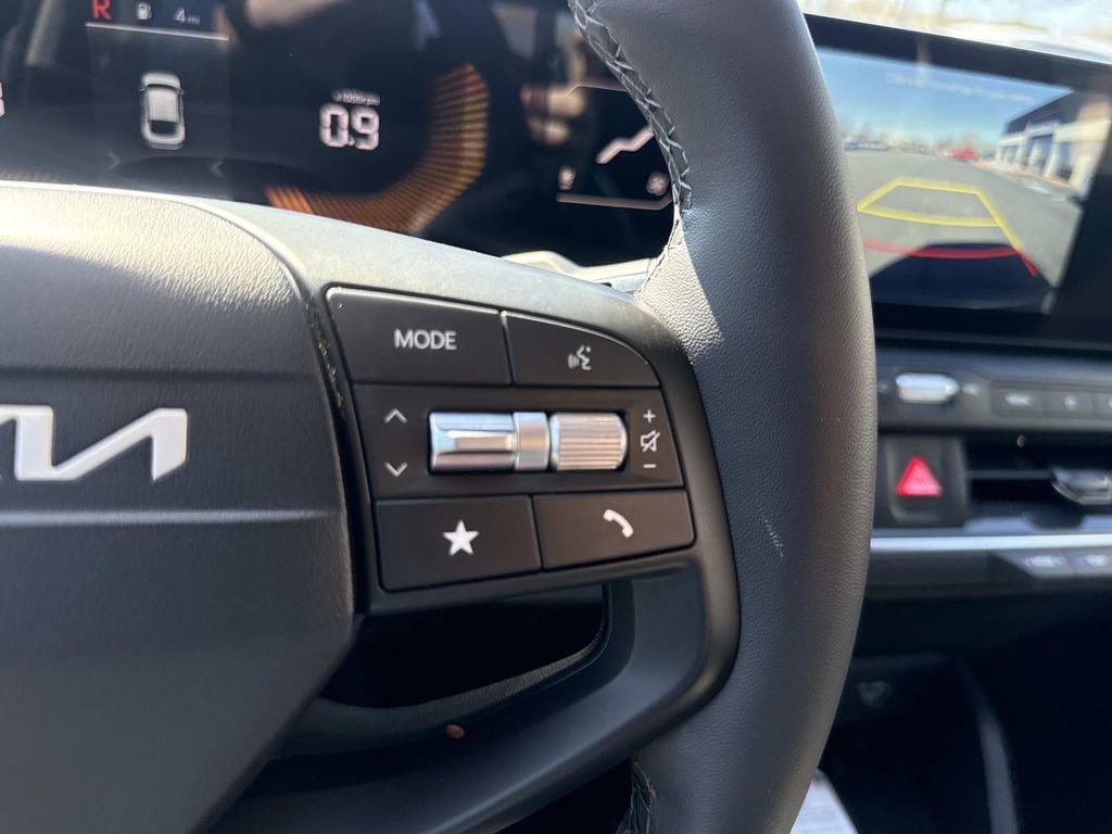 New 2026 Kia K4 EX image 12
