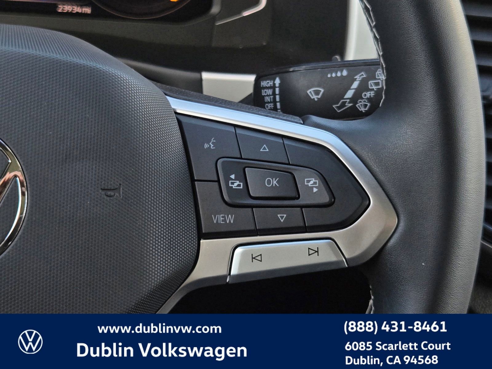 Certified 2023 Volkswagen Atlas SE w/ Panoramic Sunroof Package image 23