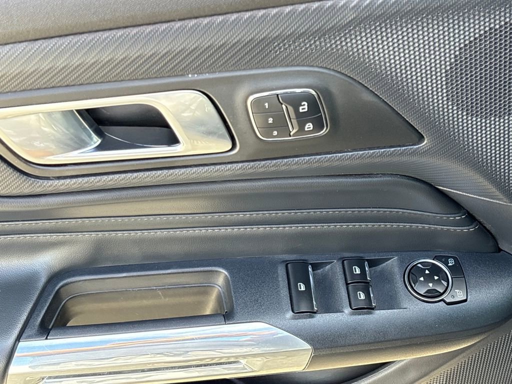 Certified 2024 Ford Mustang Premium image 17