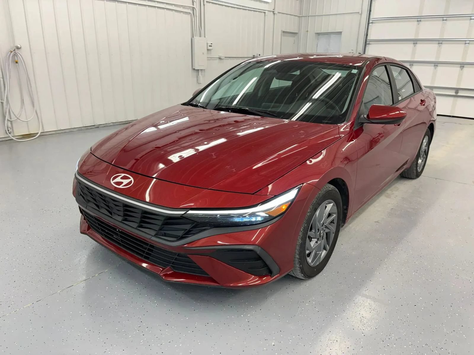 Used 2024 Hyundai Elantra SEL FWD image 13