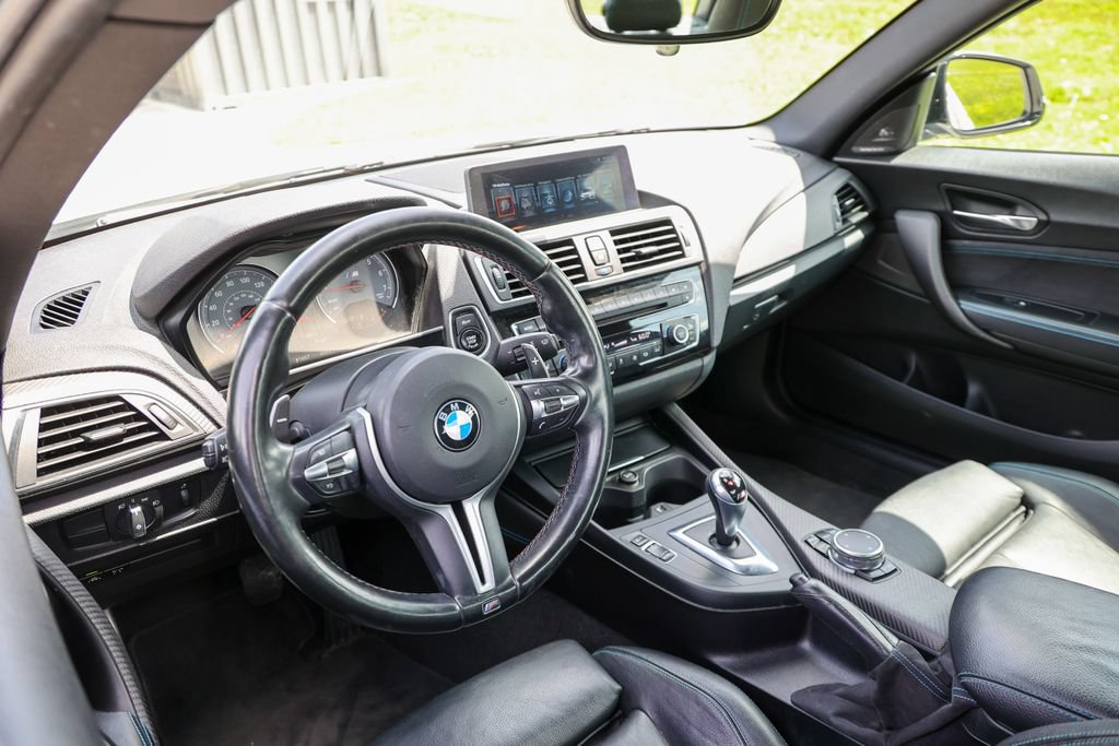 Used 2017 BMW M2 RWD image 5