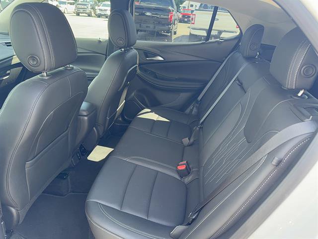 Used 2025 Buick Encore GX Avenir w/ Avenir Technology Package AWD/4WD image 19