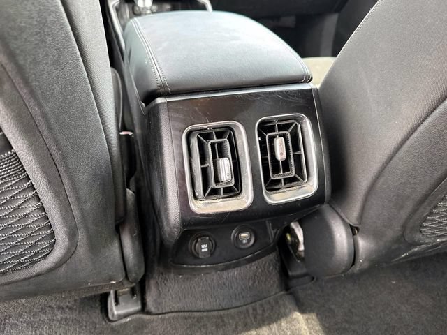 Used 2023 Kia Sorento LX FWD image 14