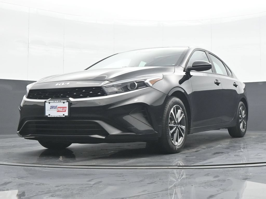 Used 2023 Kia Forte LXS FWD image 25