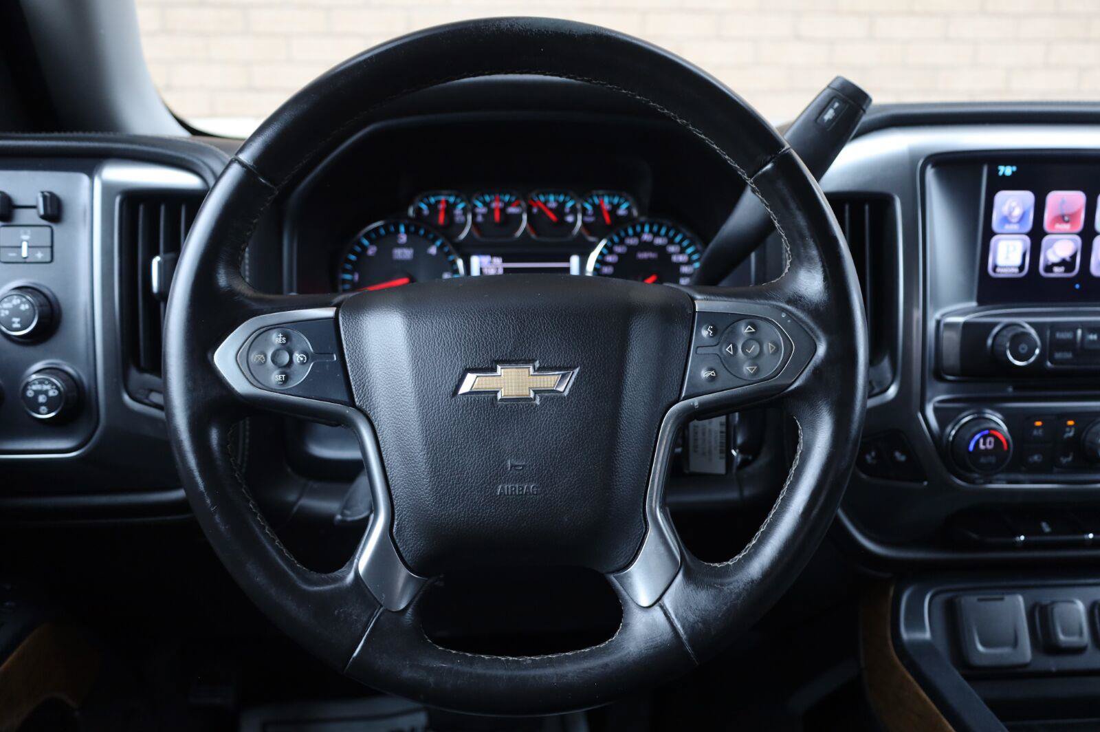 Used 2015 Chevrolet Silverado 1500 LTZ w/ Max Trailering Package AWD/4WD image 29