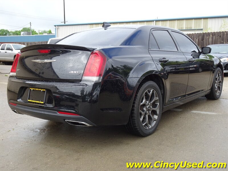 Used 2015 Chrysler 300 S AWD/4WD image 7