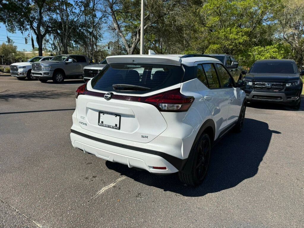 Used 2024 Nissan Kicks SR w/ SR Premium Package image 10