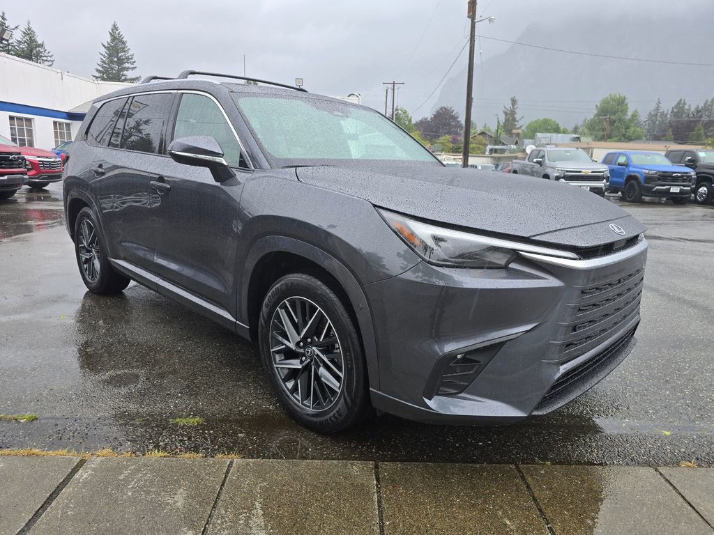 Used 2025 Lexus TX 350 AWD w/ Technology Package image 3
