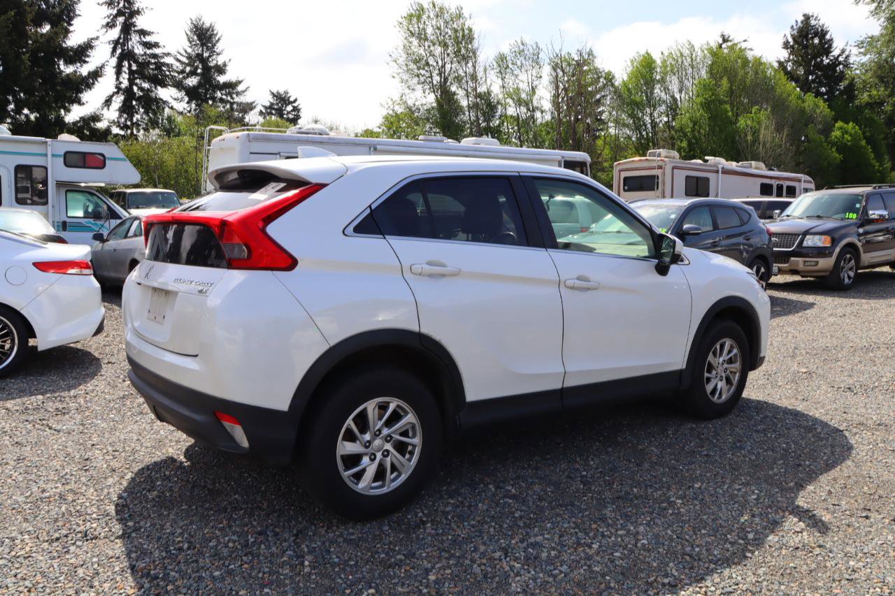 Used 2019 Mitsubishi Eclipse Cross ES AWD/4WD image 5