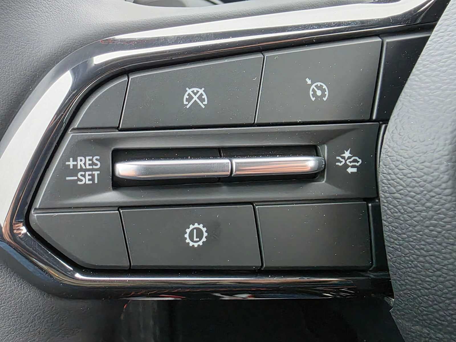 New 2026 Chevrolet Equinox RS AWD/4WD image 30