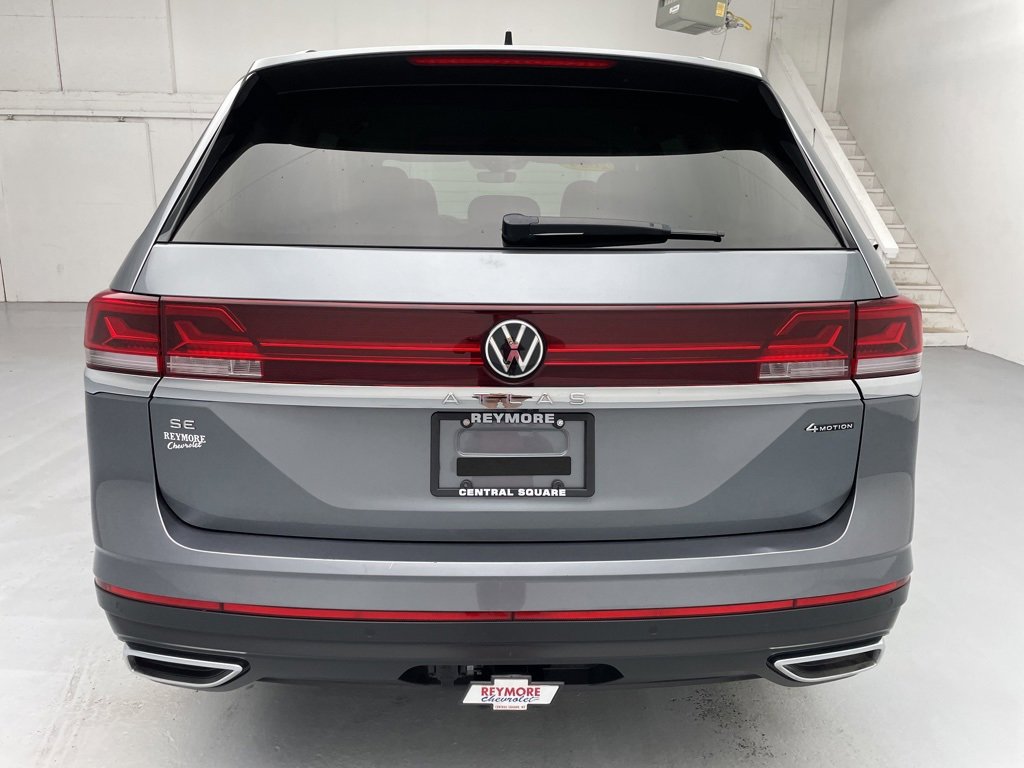 Used 2024 Volkswagen Atlas SE image 10