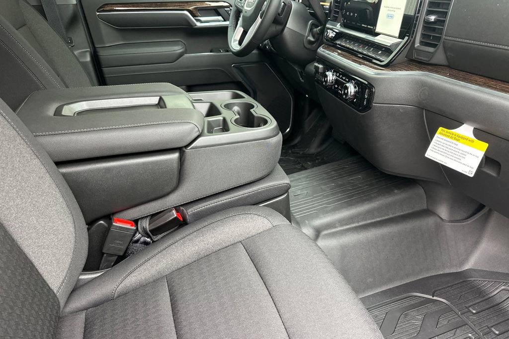 New 2026 GMC Sierra 1500 SLE AWD/4WD image 13