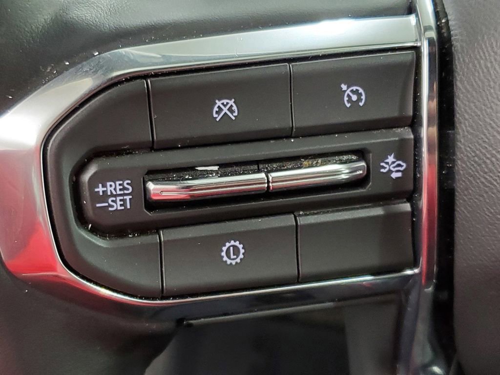 Used 2025 GMC Terrain Elevation image 30
