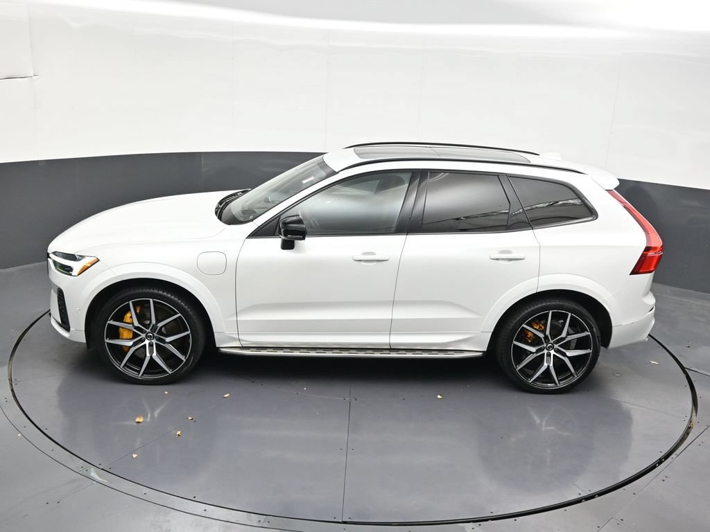 Certified 2022 Volvo XC60 T8 Polestar w/ Protection Package Premier AWD/4WD image 16