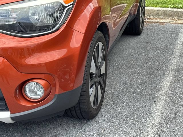 Used 2018 Kia Soul + FWD image 5