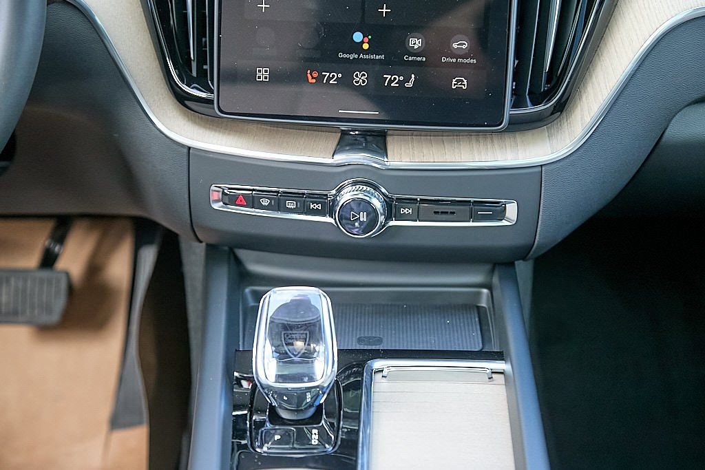 New 2026 Volvo XC60 B5 Plus w/ Protection Package Premier image 29