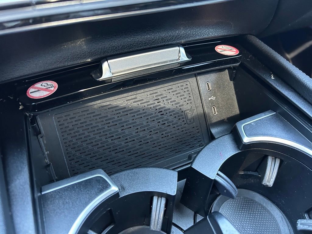 Used 2025 Mercedes-Benz GLS 450 4MATIC image 36