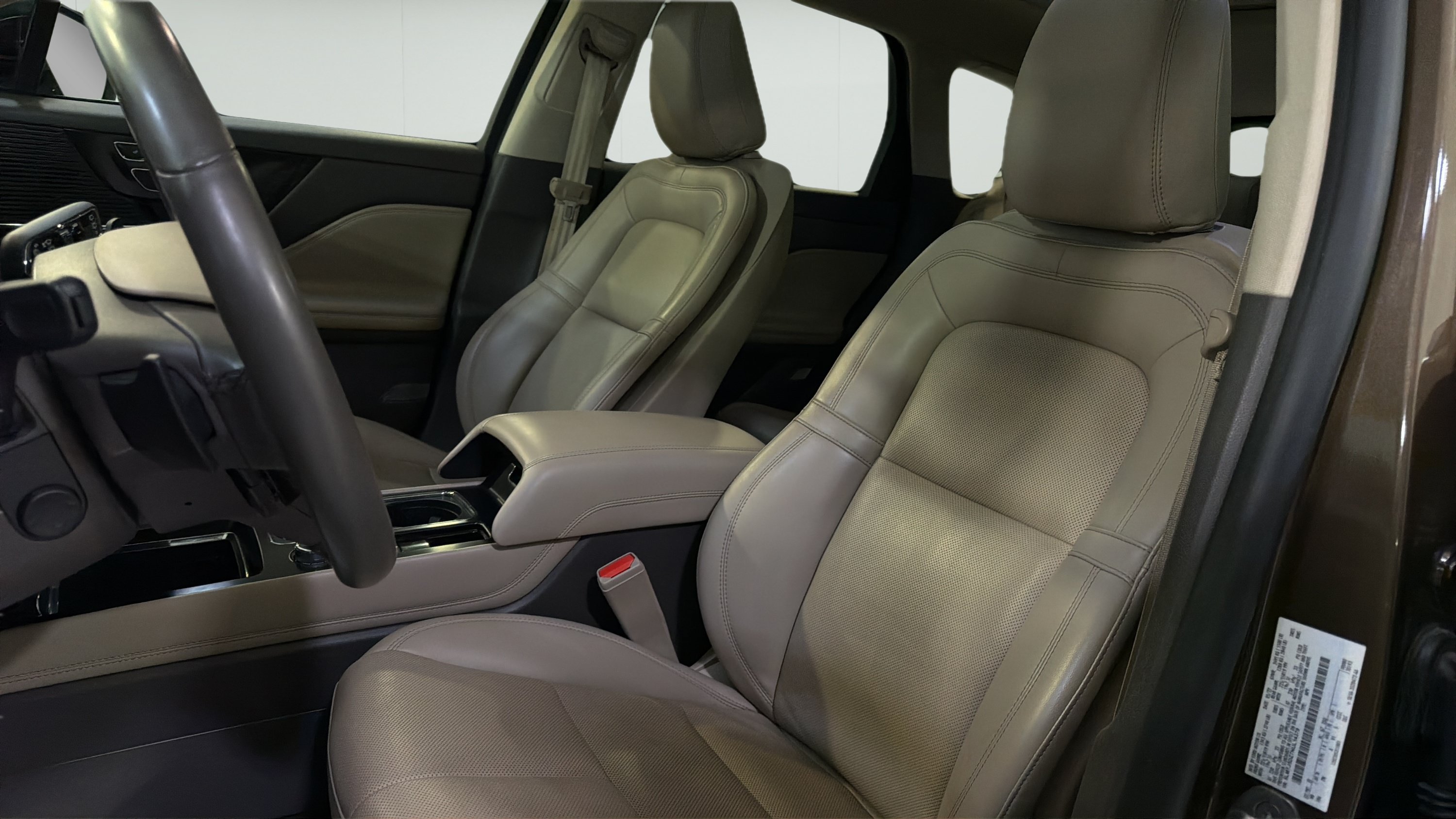 Used 2022 Lincoln Corsair Grand Touring AWD/4WD image 9
