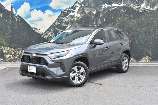 Certified 2022 Toyota RAV4 XLE w/ Convenience Package FWD image 6