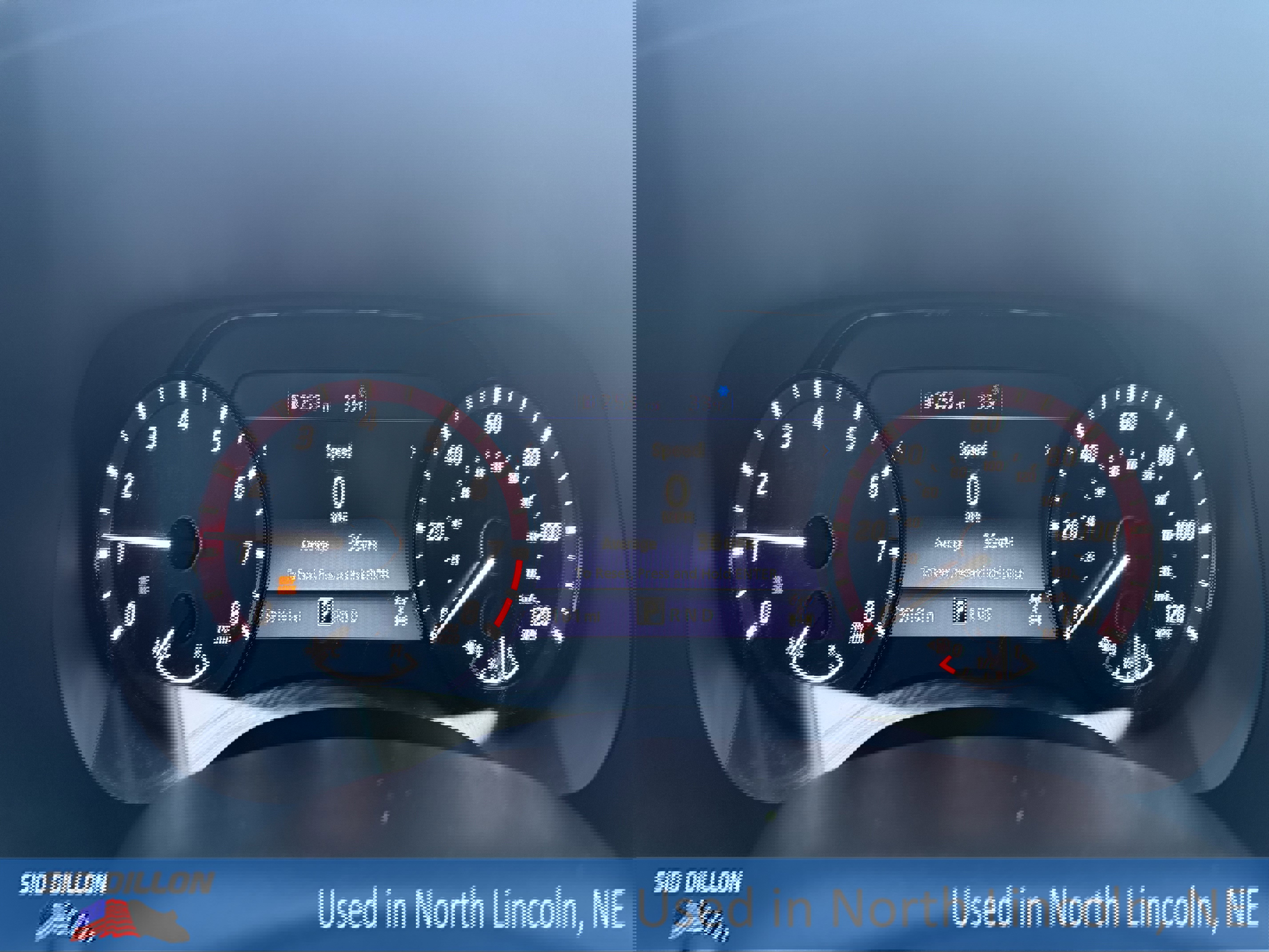 Used 2022 Nissan Frontier PRO-4X image 13