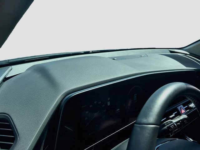 Certified 2024 Kia Niro Wind FWD image 9