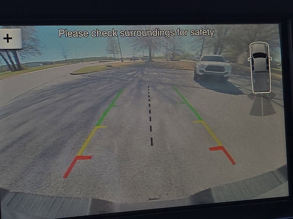 Used 2017 Ford F250 Lariat w/ FX4 Off-Road Package image 14