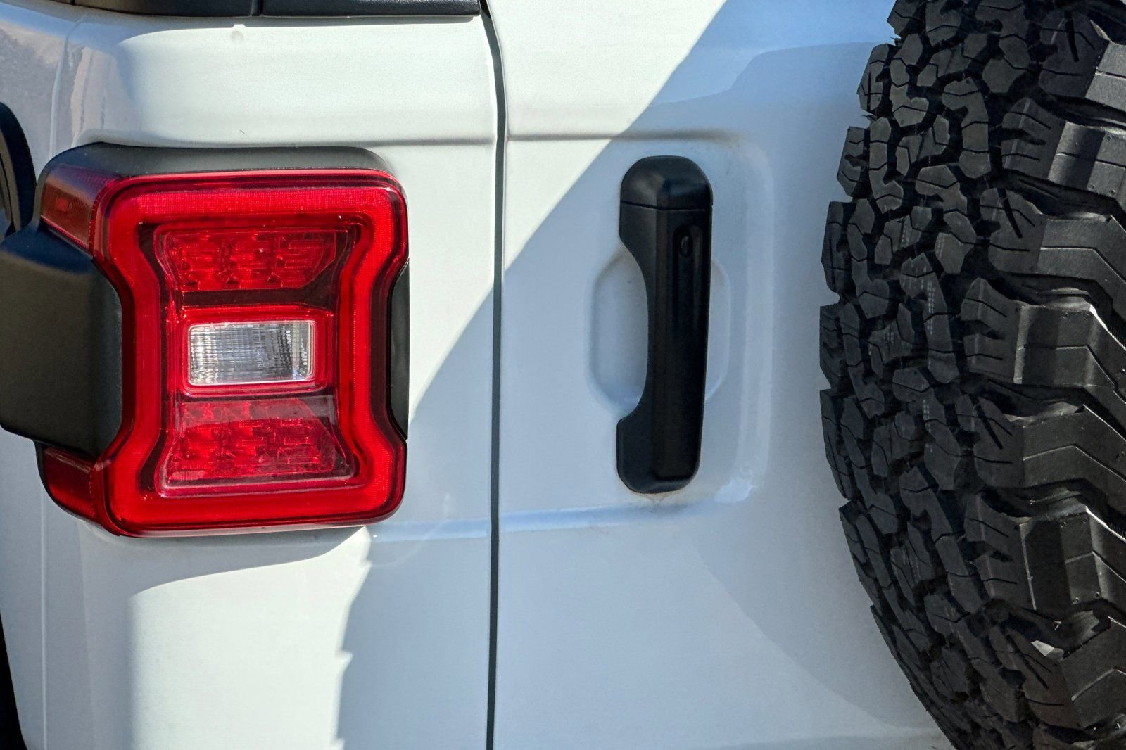 Used 2025 Jeep Wrangler Unlimited Rubicon image 27