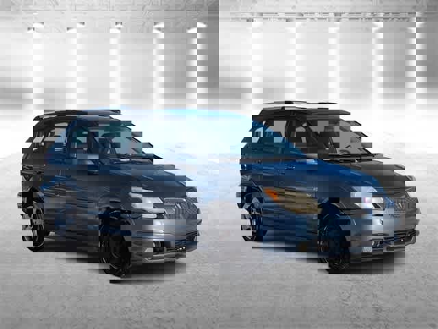 Used 2007 Pontiac Vibe w/ Sun And Sound Package image 2