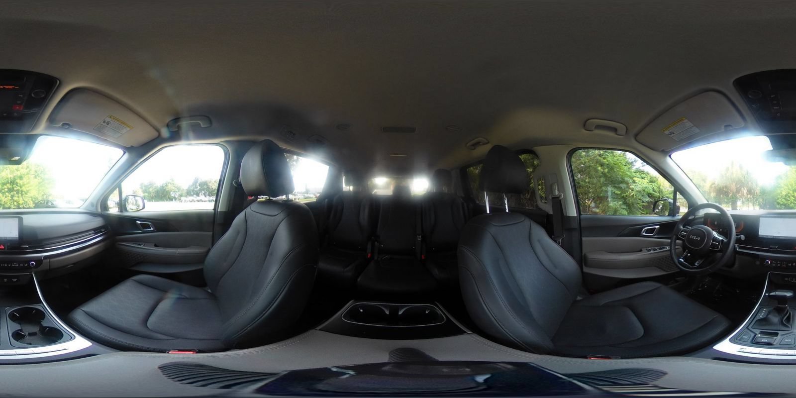 Used 2026 Kia Carnival FWD image 44