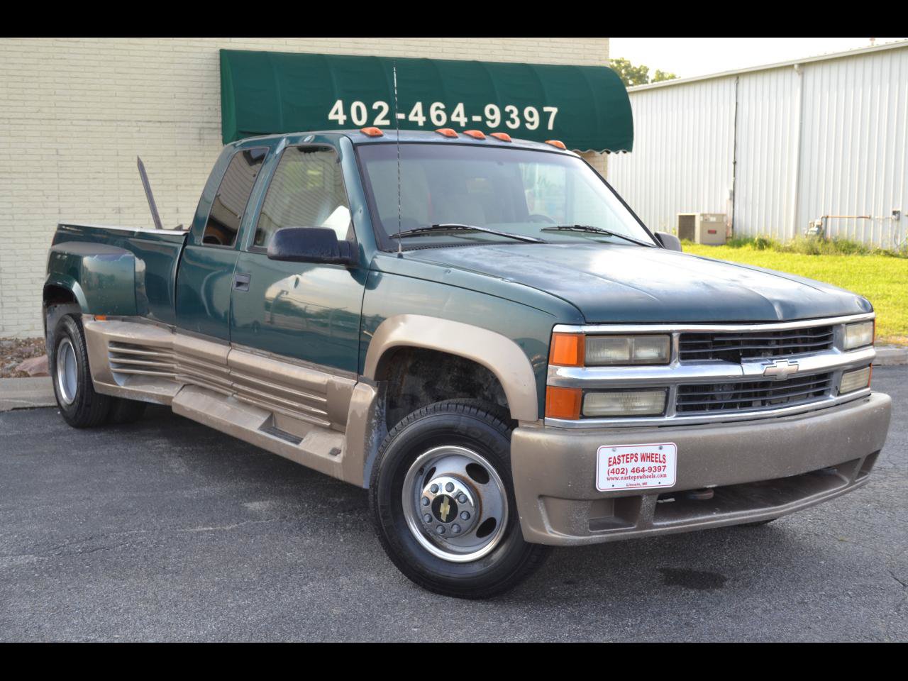 Used 1996 Chevrolet Silverado 3500 4x4 Extended Cab image 1
