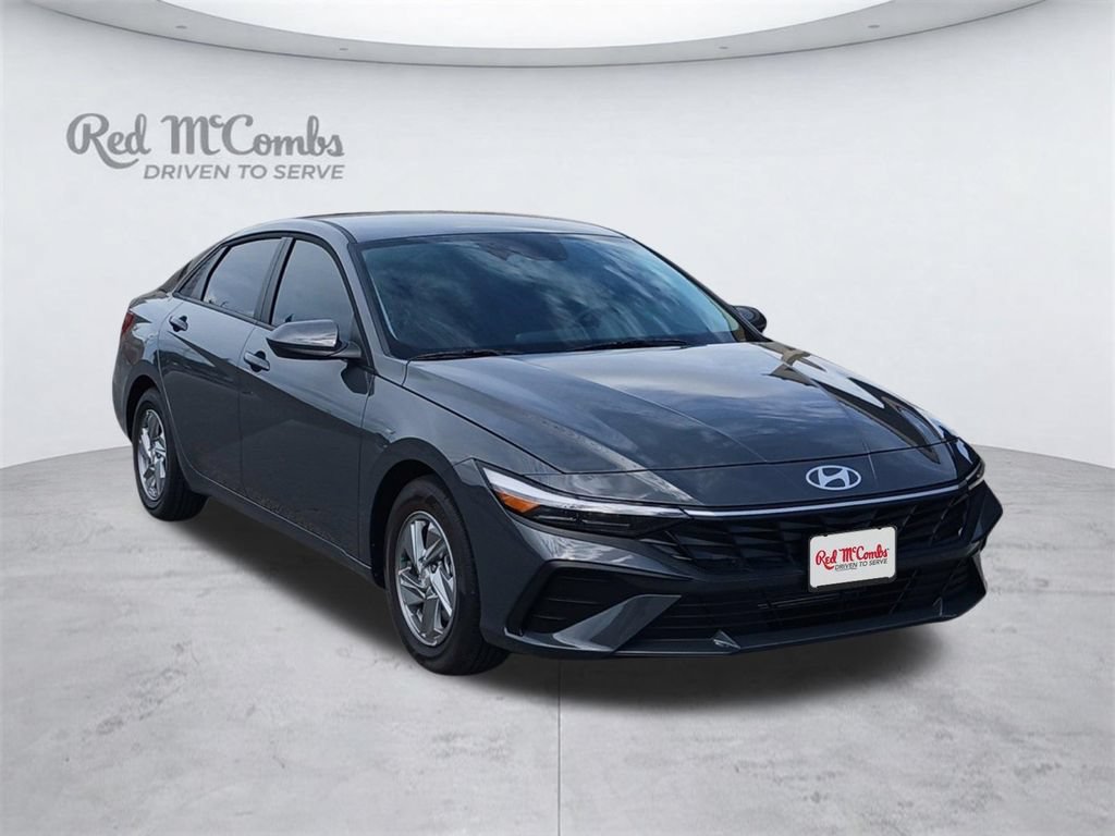 New 2026 Hyundai Elantra SE FWD image 7