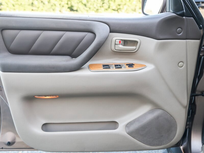 Used 1998 Toyota Land Cruiser AWD/4WD image 27