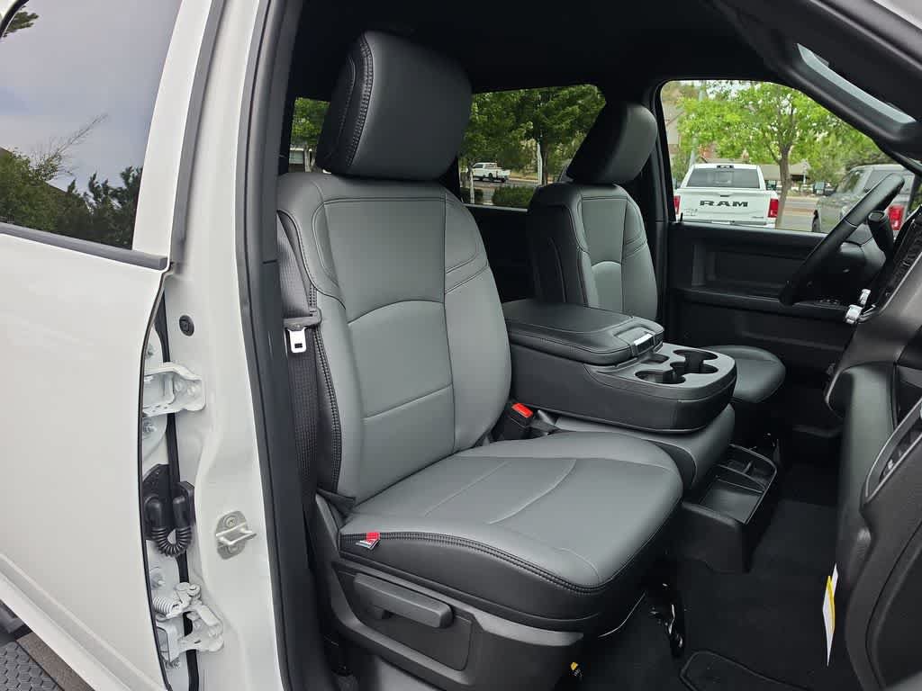 New 2026 RAM 3500 Tradesman AWD/4WD image 24