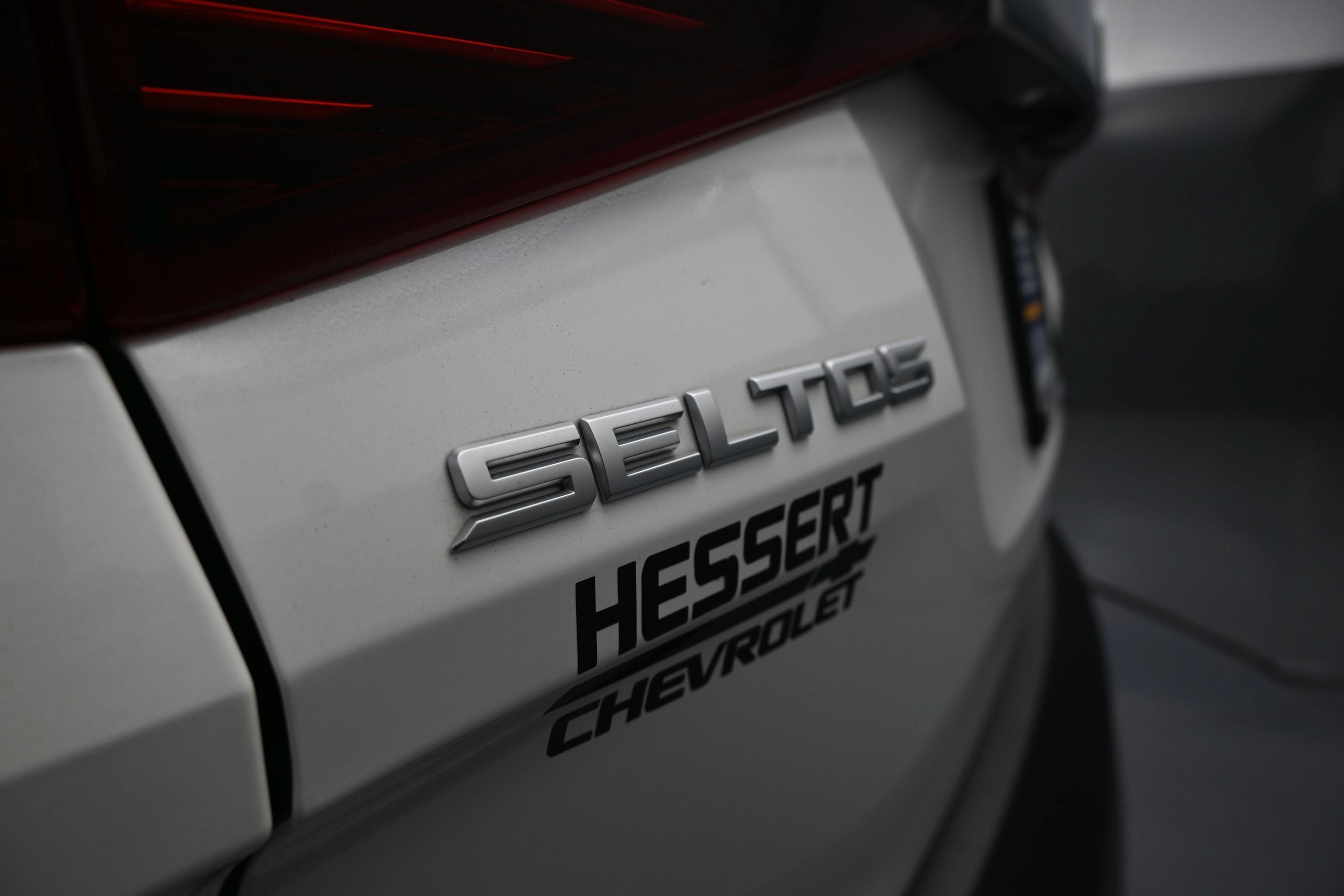 Used 2023 Kia Seltos S w/ Navigation Package FWD image 35
