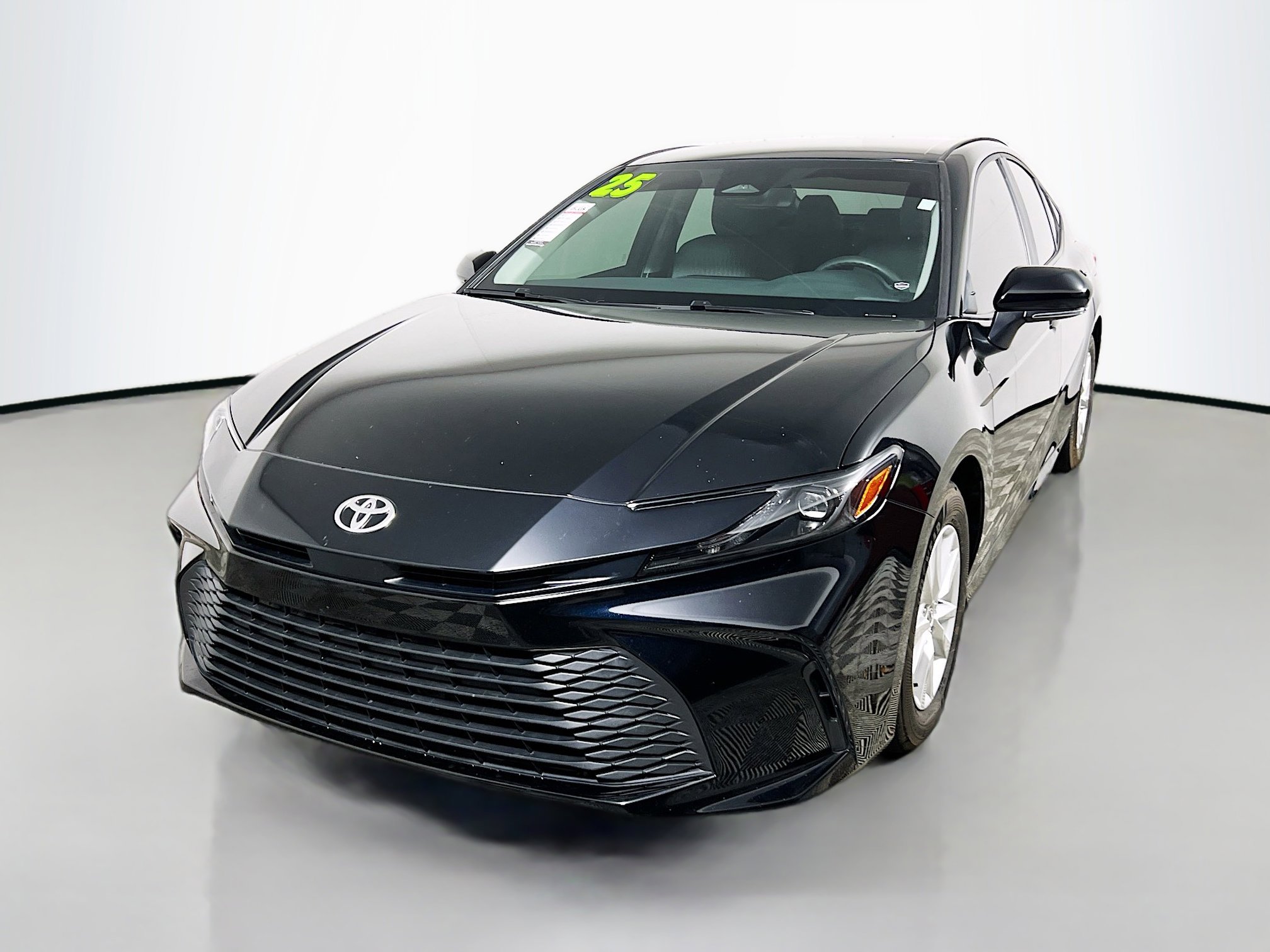 Used 2025 Toyota Camry LE w/ Convenience Package FWD image 10