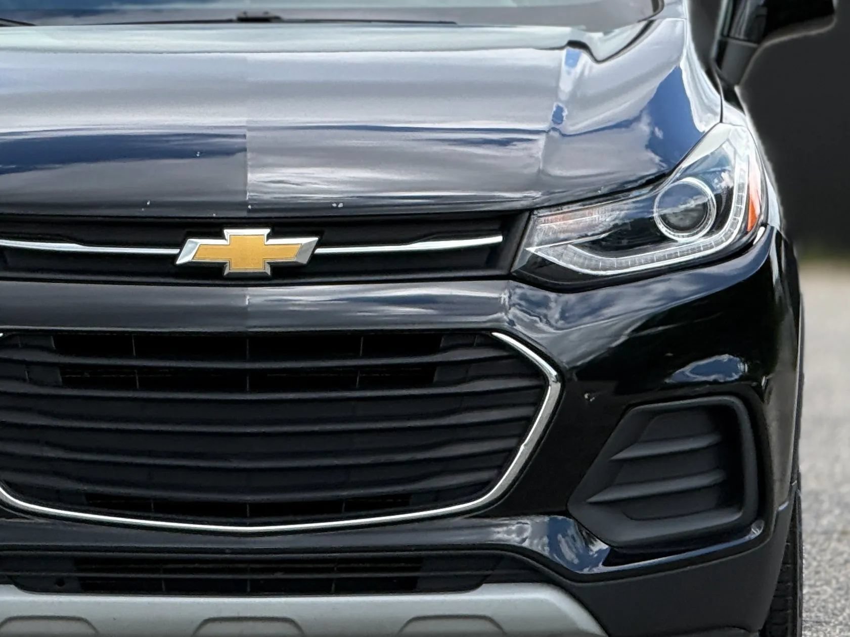 Used 2021 Chevrolet Trax LT FWD image 12