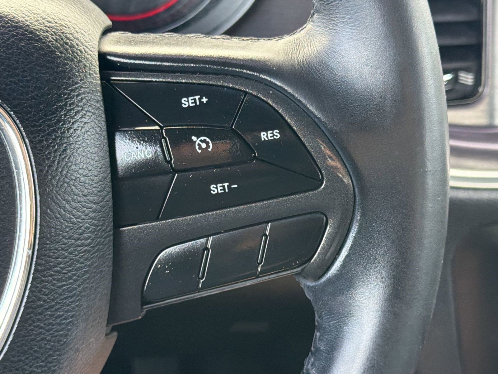 Used 2018 Dodge Charger SXT w/ Blacktop Package RWD image 25