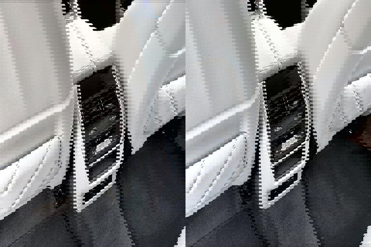 Used 2024 BMW XM w/ M Driver's Package image 36