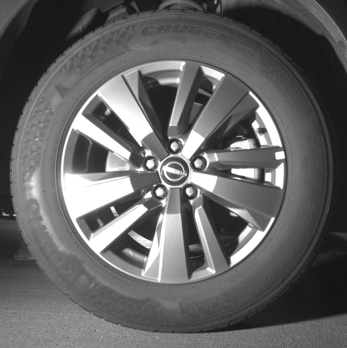 Used 2025 Nissan Pathfinder SV AWD/4WD image 13