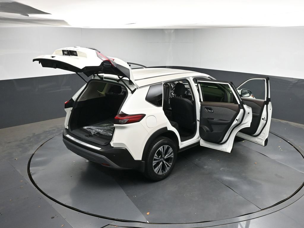 Used 2023 Nissan Rogue SV FWD image 50