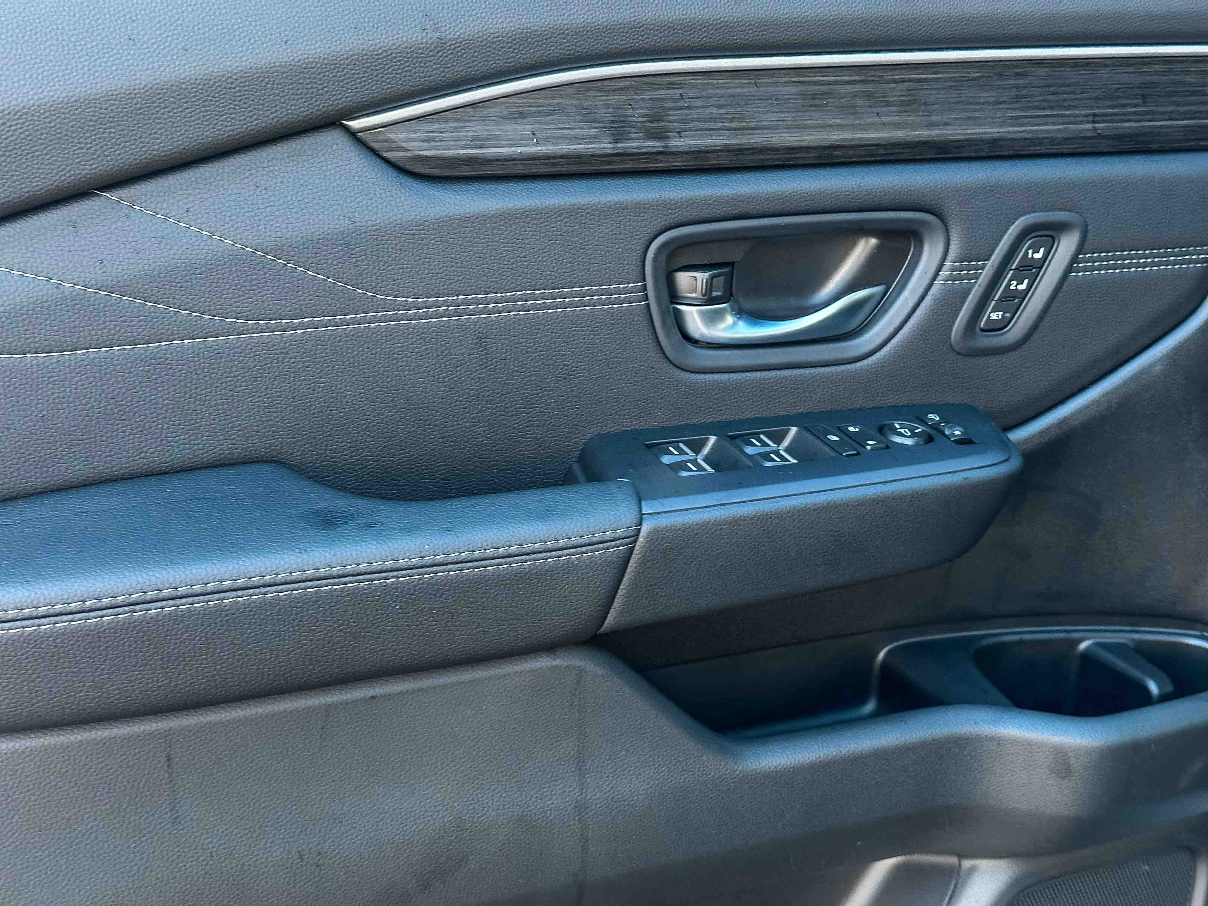 New 2026 Honda Pilot Touring image 13