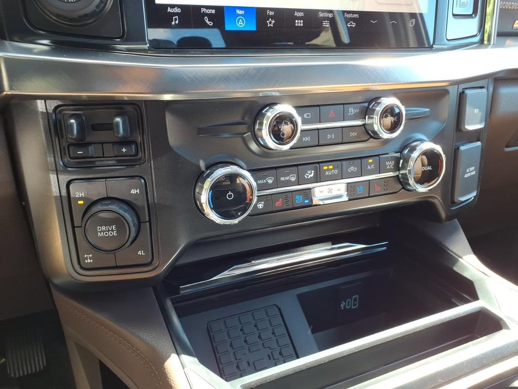 New 2026 Ford F350 4x4 Crew Cab Super Duty image 23