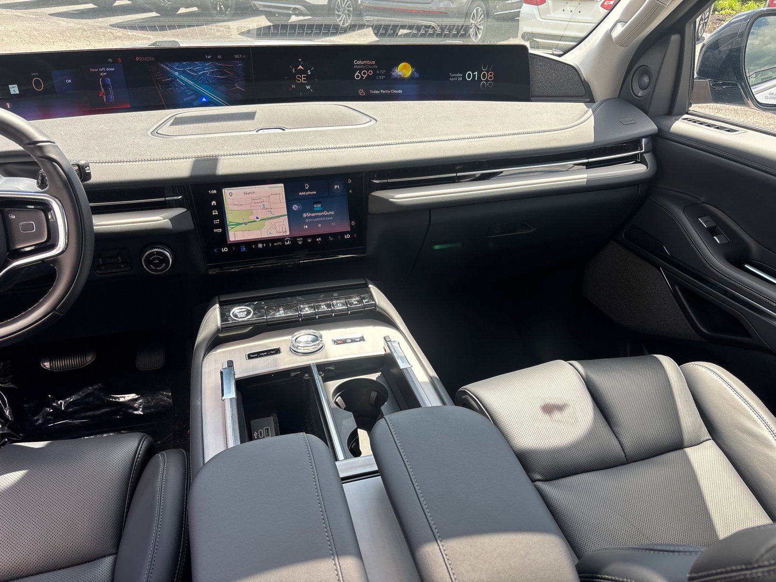 New 2026 Lincoln Navigator L Reserve AWD/4WD image 32