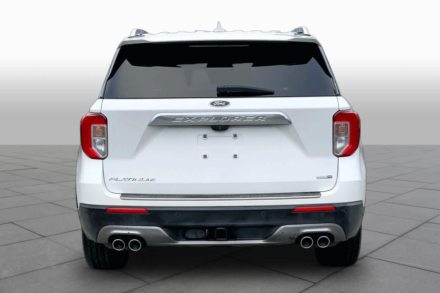 Used 2020 Ford Explorer Platinum w/ Premium Technology Package AWD/4WD image 5